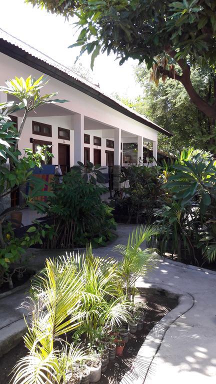Gili T Heaven Hotel Gili Trawangan Exterior photo
